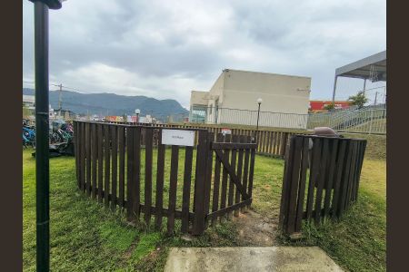 Pet place de apartamento para alugar com 2 quartos, 48m² em Caminho Novo, Palhoça