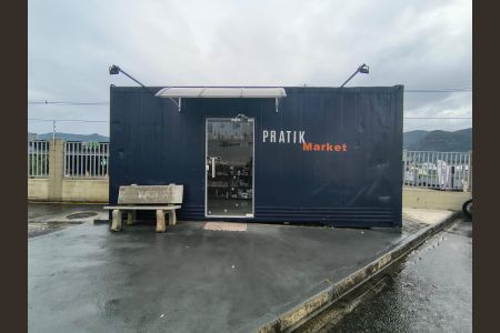 Mercadinho de apartamento para alugar com 2 quartos, 48m² em Caminho Novo, Palhoça