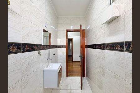 Casa para alugar com 230m², 4 quartos e 5 vagas Casa para alugar com 230m², 4 quartos e 5 vagasBanheiro