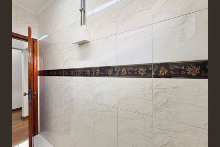 Casa para alugar com 230m², 4 quartos e 5 vagas Casa para alugar com 230m², 4 quartos e 5 vagasBanheiro