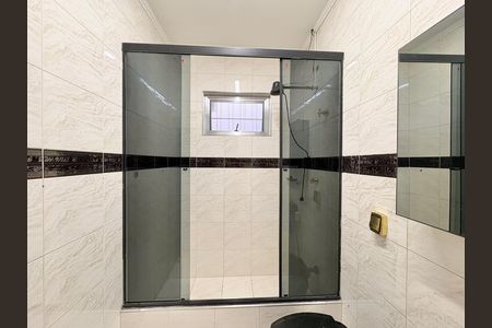 Casa para alugar com 230m², 4 quartos e 5 vagas Casa para alugar com 230m², 4 quartos e 5 vagasBanheiro da Suíte 2