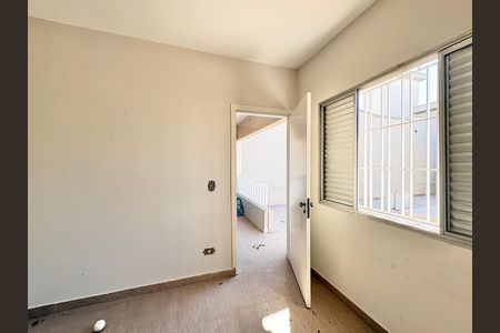 Quarto de Serviço de casa para alugar com 4 quartos, 230m² em Parque Sao Domingos, São Paulo