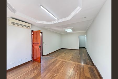 Sala de casa para alugar com 4 quartos, 230m² em Parque Sao Domingos, São Paulo