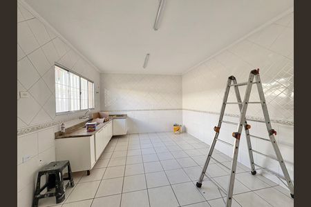 Cozinha de casa para alugar com 4 quartos, 230m² em Parque Sao Domingos, São Paulo