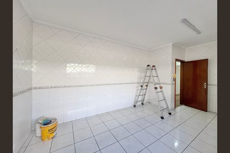 Casa para alugar com 230m², 4 quartos e 5 vagas Casa para alugar com 230m², 4 quartos e 5 vagasCozinha