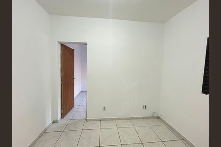 Casa para alugar com 2 quartos, 50m² em Conjunto Lagoa, Belo Horizonte