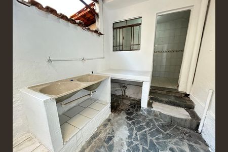 Casa para alugar com 2 quartos, 50m² em Conjunto Lagoa, Belo Horizonte