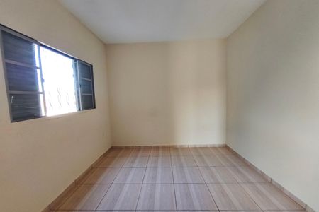Casa para alugar com 40m², 1 quarto e 1 vaga Casa para alugar com 40m², 1 quarto e 1 vagaQuarto
