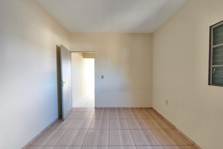 Casa para alugar com 40m², 1 quarto e 1 vaga Casa para alugar com 40m², 1 quarto e 1 vagaQuarto