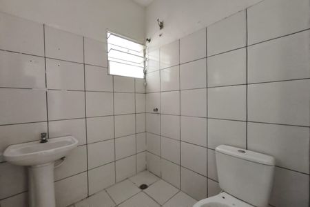 Casa para alugar com 40m², 1 quarto e 1 vaga Casa para alugar com 40m², 1 quarto e 1 vagaBanheiro