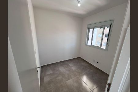 Quarto 2 de apartamento para alugar com 2 quartos, 37m² em Jardim Adelfiore, São Paulo