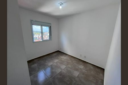 Quarto 1 de apartamento para alugar com 2 quartos, 37m² em Jardim Adelfiore, São Paulo