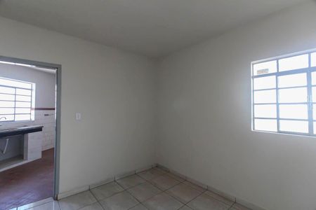 Apartamento para alugar com 90m², 3 quartos e sem vaga