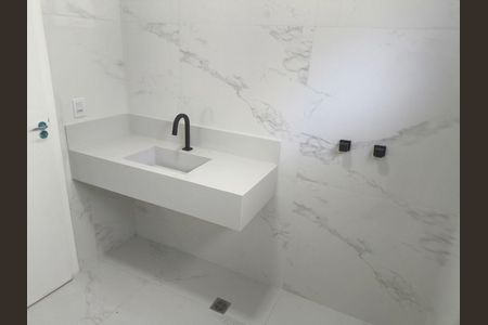 Casa de condomínio para alugar com 152m², 3 quartos e 2 vagas Casa de condomínio para alugar com 152m², 3 quartos e 2 vagasBanheiro