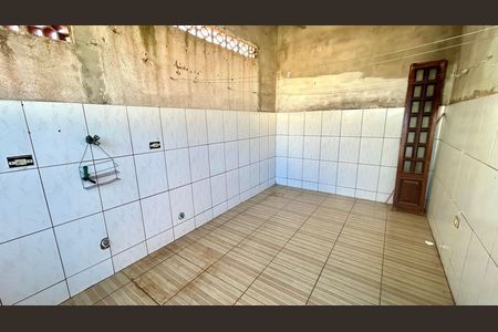 Área de Serviço de casa para alugar com 3 quartos, 120m² em Jardim Sao Francisco, Guarulhos