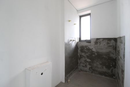 Apartamento à venda com 226m², 3 quartos e 3 vagasBanheiro da suíte 