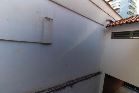 Casa à venda com 207m², 5 quartos e 4 vagas Casa à venda com 207m², 5 quartos e 4 vagasVista da Suíte 1