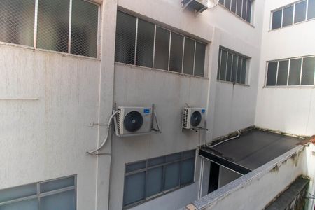 Casa à venda com 207m², 5 quartos e 4 vagas Casa à venda com 207m², 5 quartos e 4 vagasVista do Quarto 3