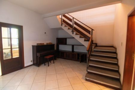 Casa à venda com 5 quartos, 207m² em Icaraí, Niterói