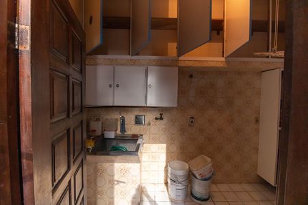 Casa à venda com 207m², 5 quartos e 4 vagas Casa à venda com 207m², 5 quartos e 4 vagasÁrea de Serviço