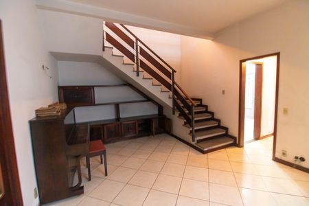 Sala de casa à venda com 5 quartos, 207m² em Icaraí, Niterói