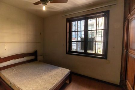 Casa à venda com 207m², 5 quartos e 4 vagas Casa à venda com 207m², 5 quartos e 4 vagasQuarto 1