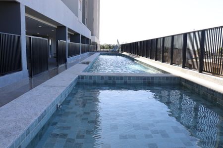 Área comum - Piscina de apartamento para alugar com 2 quartos, 49m² em Condomínio Cidade Empresarial, Aparecida de Goiânia