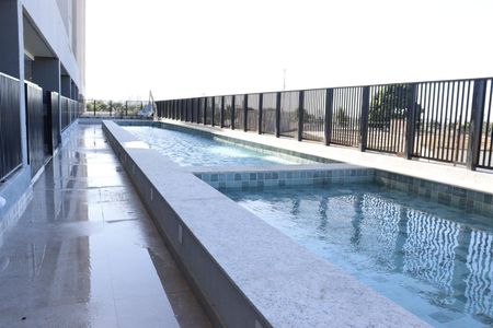 Área comum - Piscina de apartamento para alugar com 2 quartos, 49m² em Condomínio Cidade Empresarial, Aparecida de Goiânia