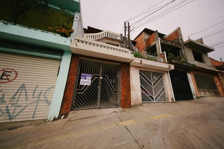 Fachada de casa à venda com 2 quartos, 100m² em Parque Cisper, São Paulo
