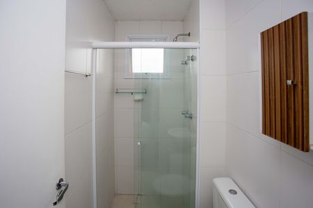 Banheiro de apartamento à venda com 2 quartos, 50m² em Centro, Diadema