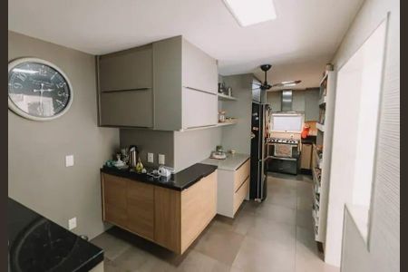 Apartamento à venda com 435m², 5 quartos e 3 vagas