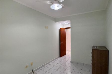 Quarto 2 de apartamento para alugar com 2 quartos, 70m² em José Menino, Santos