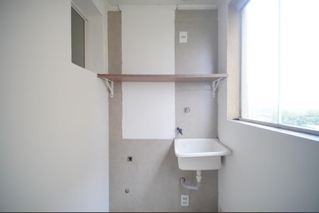 Área de Serviço de apartamento para alugar com 2 quartos, 58m² em Canudos, Novo Hamburgo