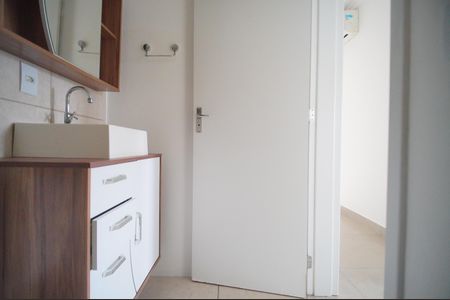 Banheiro de apartamento para alugar com 2 quartos, 58m² em Canudos, Novo Hamburgo