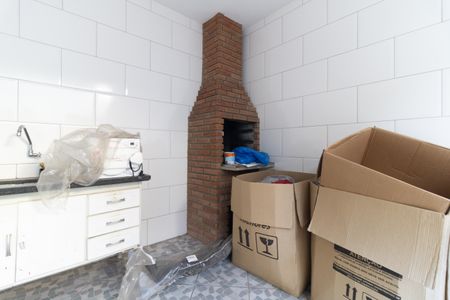 Quintal - Churrasqueira de casa à venda com 2 quartos, 200m² em Vila Vermelha, São Paulo