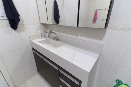 Casa para alugar com 200m², 2 quartos e 3 vagasBanheiro 1