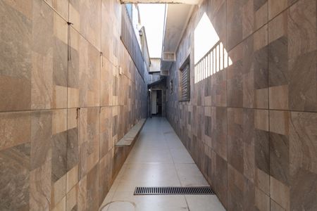 Casa para alugar com 200m², 2 quartos e 3 vagasCorredor Lateral