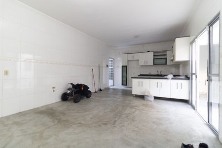 Cozinha de casa à venda com 2 quartos, 200m² em Vila Vermelha, São Paulo