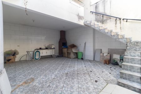 Casa para alugar com 200m², 2 quartos e 3 vagasQuintal