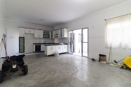 Casa para alugar com 200m², 2 quartos e 3 vagasCozinha 