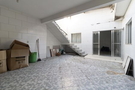 Casa para alugar com 200m², 2 quartos e 3 vagasQuintal