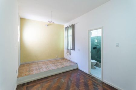 Casa à venda com 153m², 3 quartos e 1 vagaSuíte