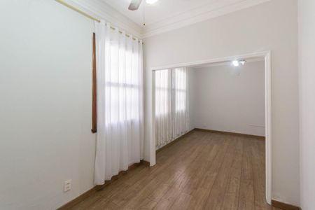 Sala de casa à venda com 3 quartos, 153m² em Tijuca, Rio de Janeiro