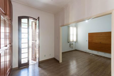 Casa à venda com 153m², 3 quartos e 1 vagaQuarto 2