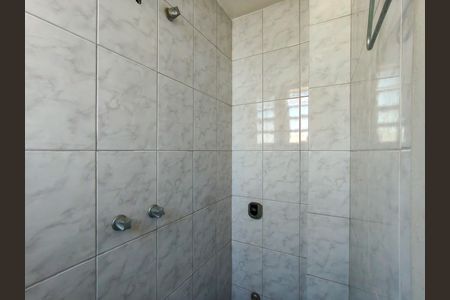 Apartamento à venda com 50m², 1 quarto e 1 vaga Apartamento à venda com 50m², 1 quarto e 1 vagaBanheiro de serviço