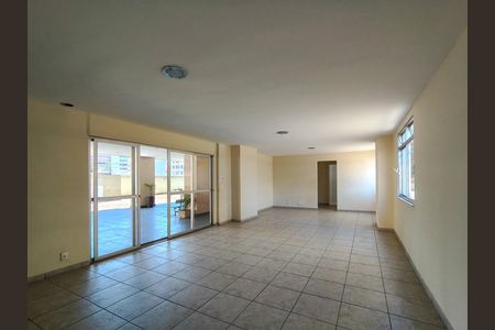 Apartamento à venda com 50m², 1 quarto e 1 vaga Apartamento à venda com 50m², 1 quarto e 1 vagaÁrea comum - Salão de festas
