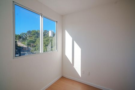Quarto 2 de apartamento para alugar com 2 quartos, 34m² em Jardim Gilda Maria, São Paulo