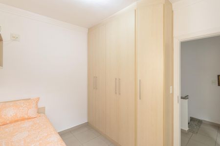 Casa à venda com 153m², 3 quartos e 3 vagas Casa à venda com 153m², 3 quartos e 3 vagasQuarto 2