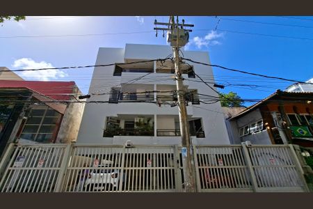 Fachada de apartamento para alugar com 2 quartos, 95m² em Rio Vermelho, Salvador