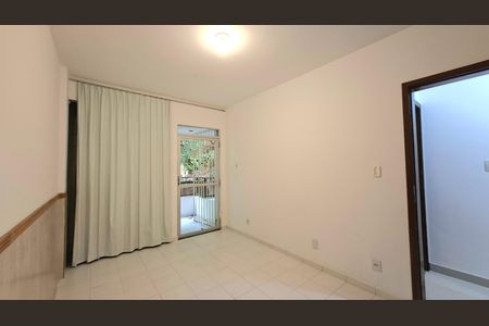 Apartamento para alugar com 95m², 2 quartos e 1 vaga Apartamento para alugar com 95m², 2 quartos e 1 vagaQuarto 2